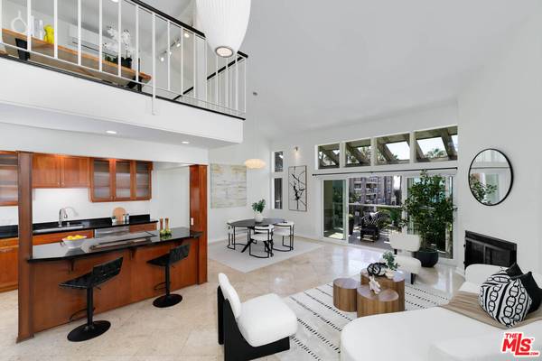 1415 E Ocean Blvd ##202, Long Beach, CA 90802