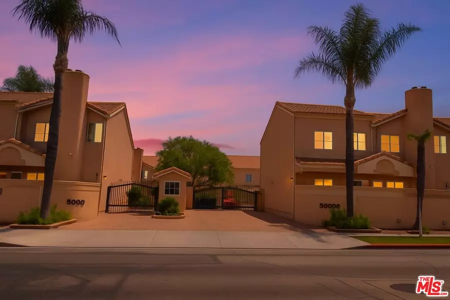 5200 White Oak Ave #4, Encino, CA 91316