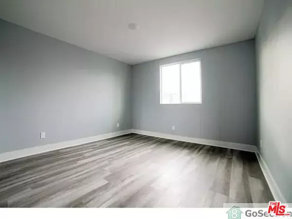 11164 S Figueroa St, Los Angeles, CA 90061