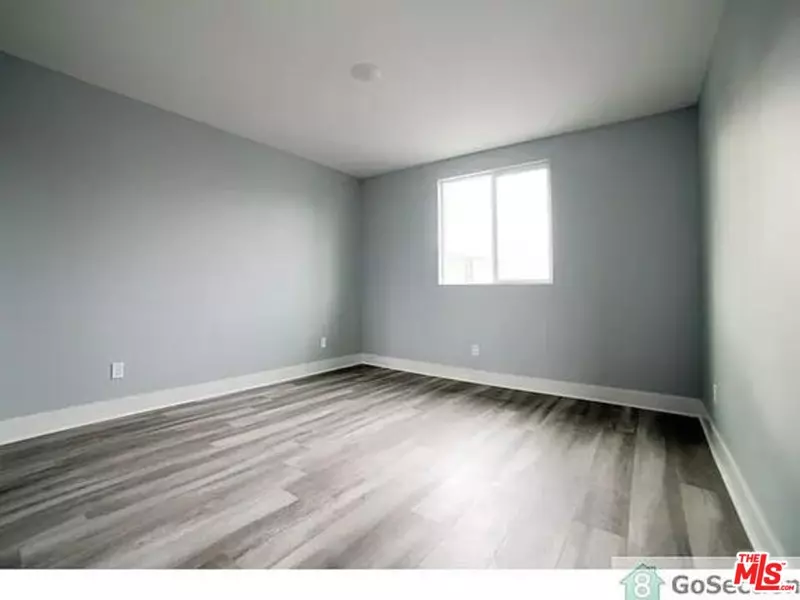 11164 S Figueroa St, Los Angeles, CA 90061