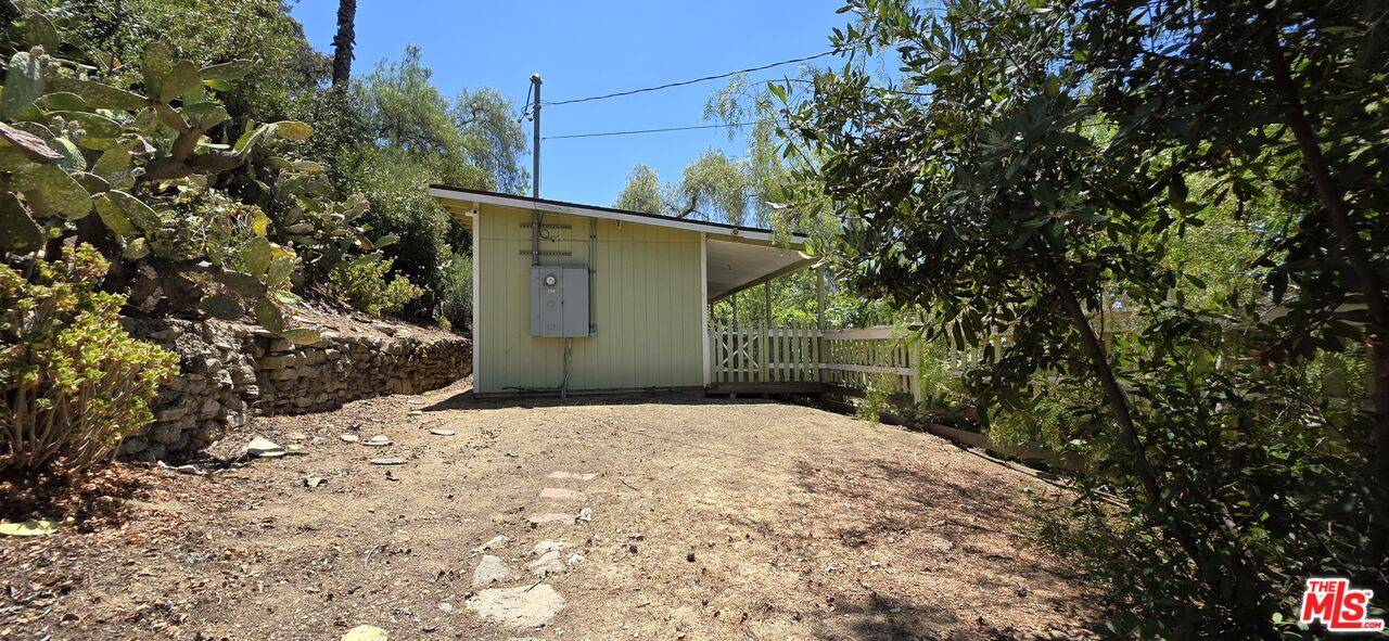 Los Angeles, CA 90032,3952 Harriman Ave