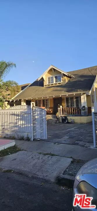 Los Angeles, CA 90037,432 W 49th St