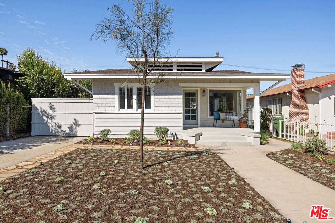 2672 W Avenue 32, Los Angeles, CA 90065