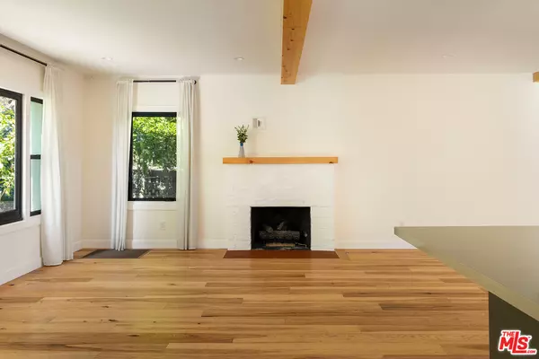 Altadena, CA 91001,956 Parkman St