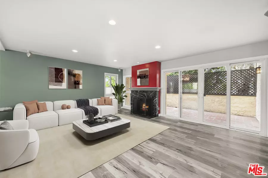 5245 Coldwater Canyon Ave #J, Sherman Oaks, CA 91401