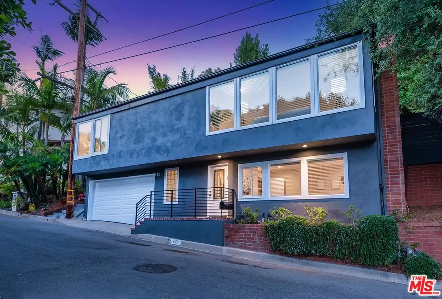 740 Norway Ln, Los Angeles, CA 90049