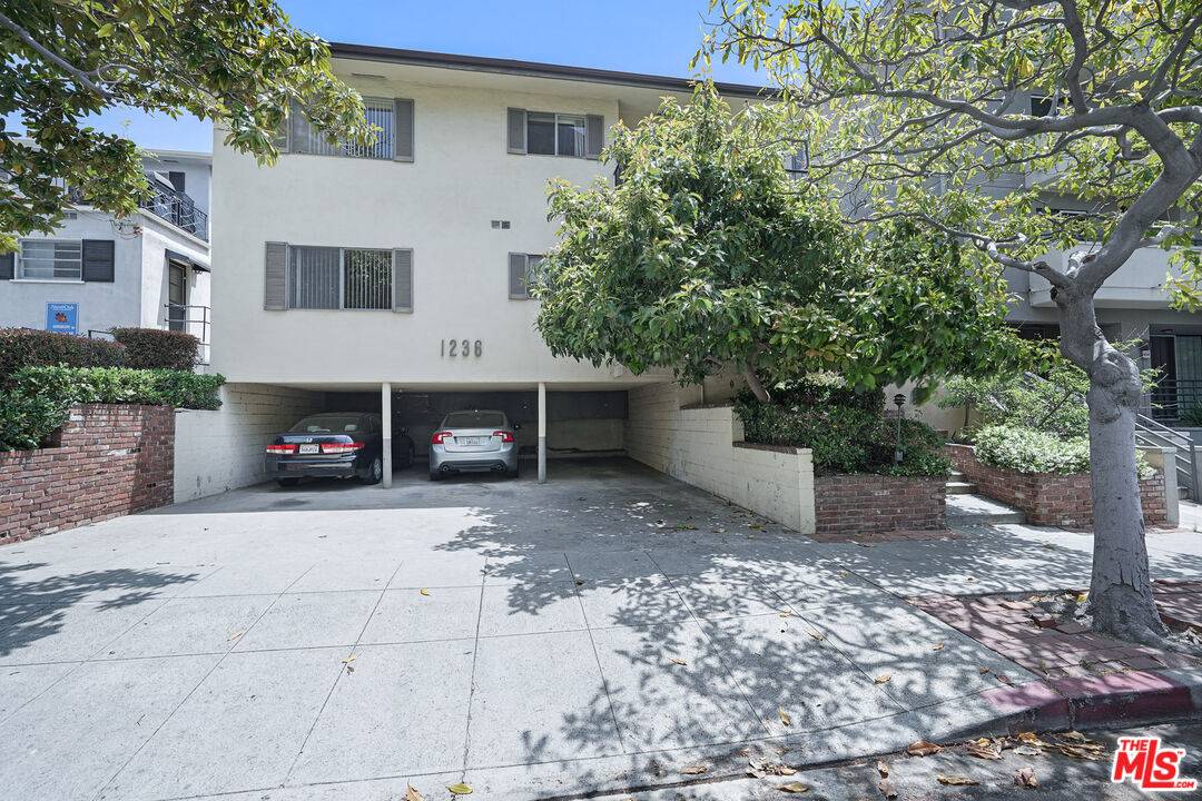1236 Mcclellan Dr, Los Angeles, CA 90025