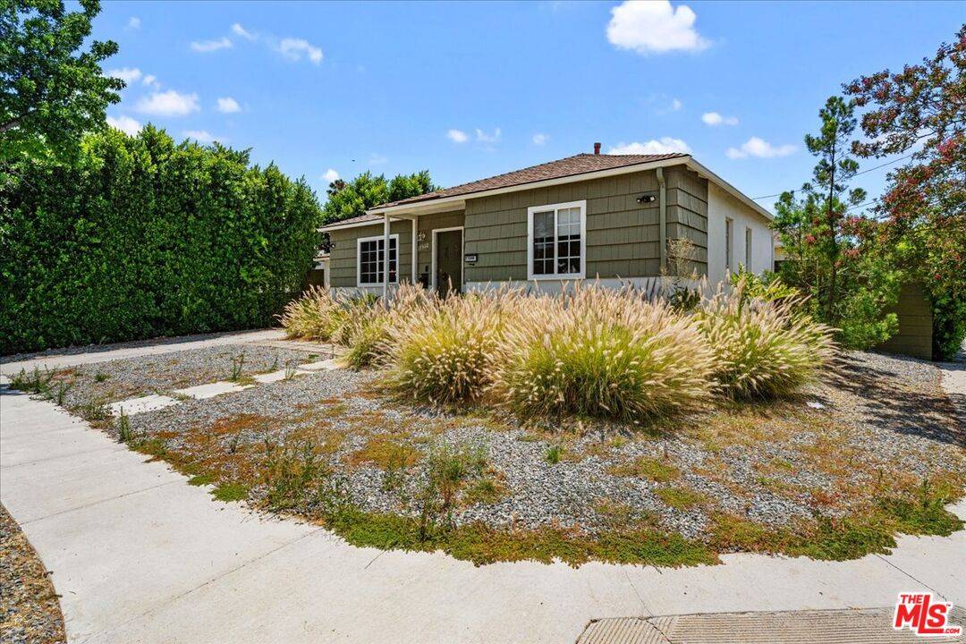 Encino, CA 91316,17512 Bullock St