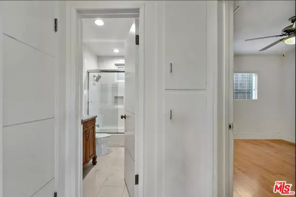 Venice, CA 90291,119 Paloma Ave #E