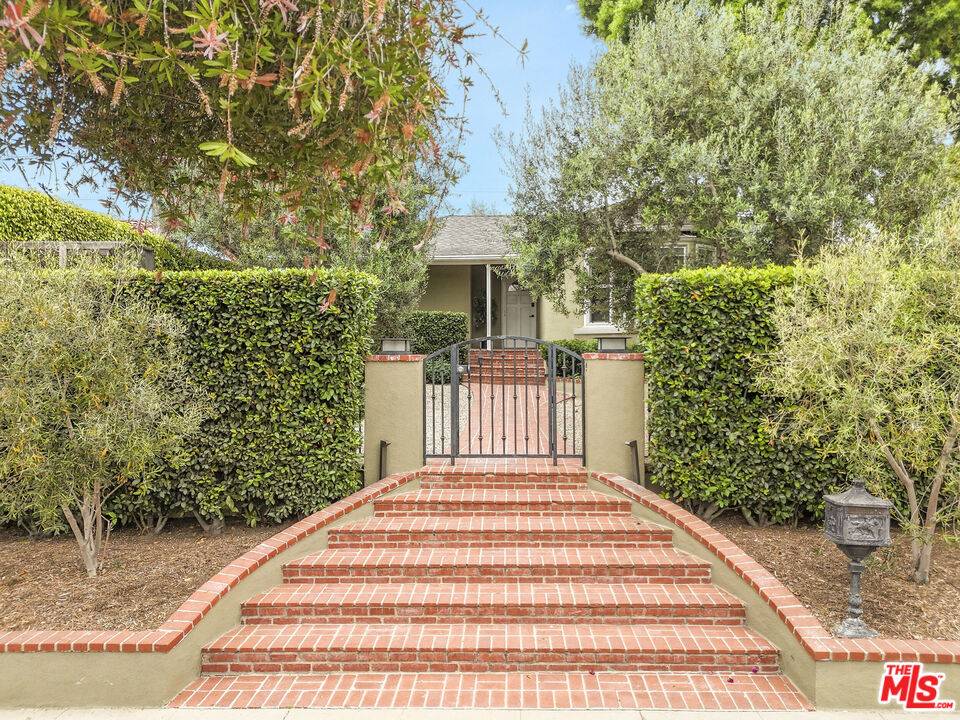 2926 Urban Ave, Santa Monica, CA 90404