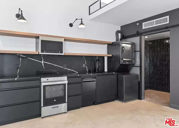 Laguna Beach, CA 92651,20412 Laguna Canyon Rd