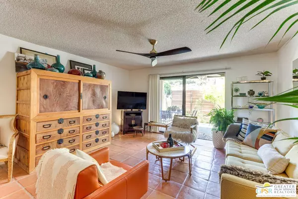 Palm Springs, CA 92264,2170 S Palm Canyon Dr #16