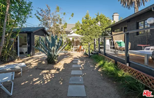 Venice, CA 90291,947 Amoroso Pl