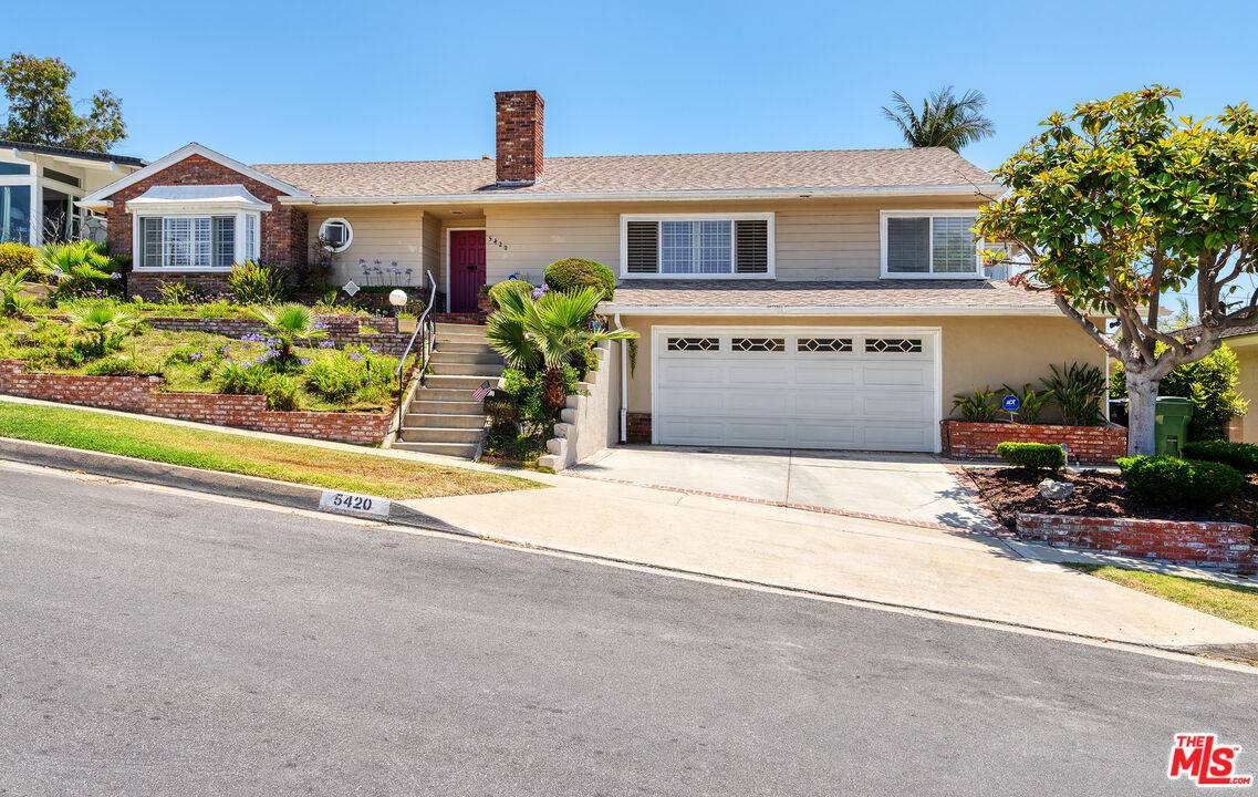 Los Angeles, CA 90056,5420 S Holt Ave