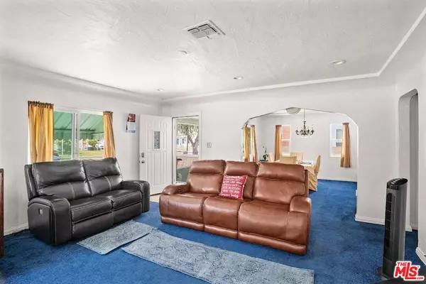Los Angeles, CA 90043,6556 3rd Ave