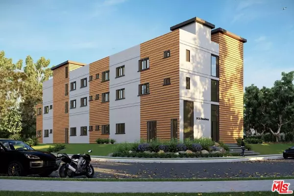 8426 S Broadway, Los Angeles, CA 90003