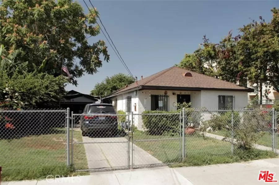 905 N Hickory Ave, Compton, CA 90220