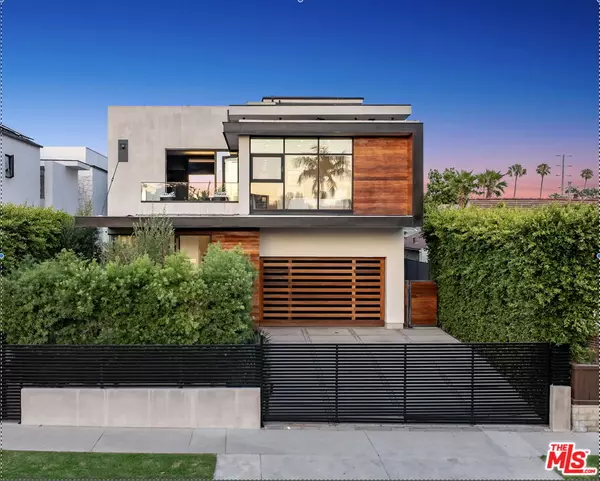 Los Angeles, CA 90046,818 N Curson Ave