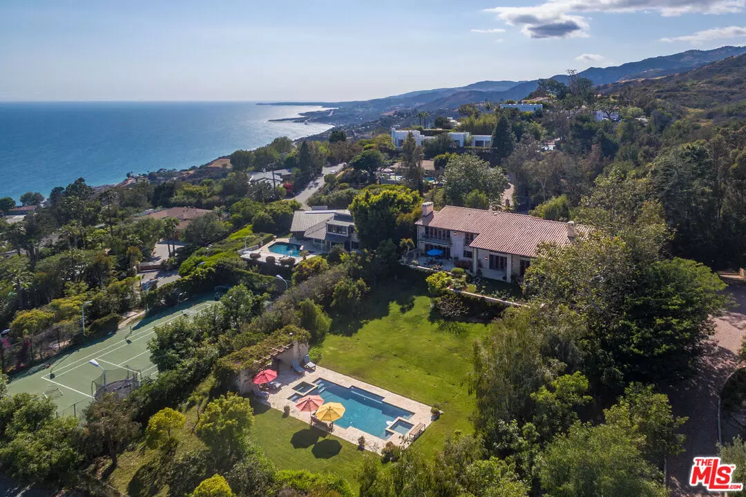 Malibu, CA 90265,3648 Mcanany Way