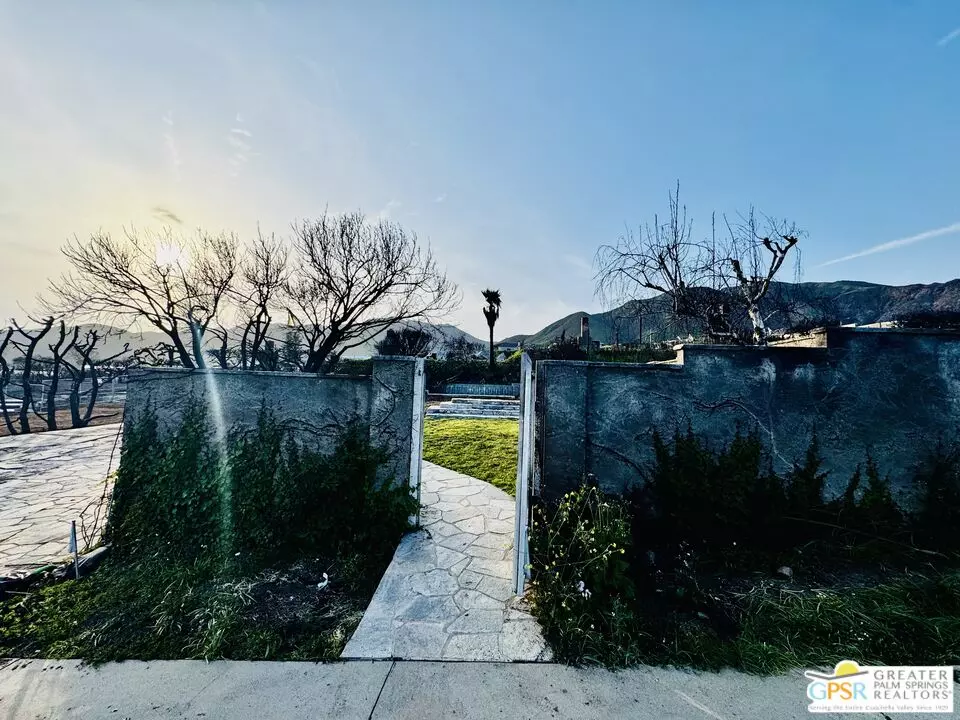 Malibu, CA 90265,3711 Oceanhill Way