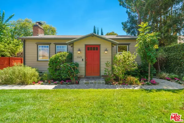 Valley Village, CA 91607,12432 Hesby St