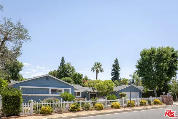 5234 Tampa Ave, Tarzana, CA 91356