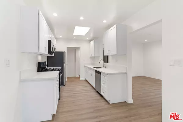 Gardena, CA 90249,2908 W 141st Pl #1