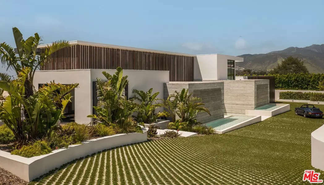 6889 Dume Dr, Malibu, CA 90265