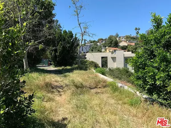 Los Angeles, CA 90077,1016 Stradella Rd