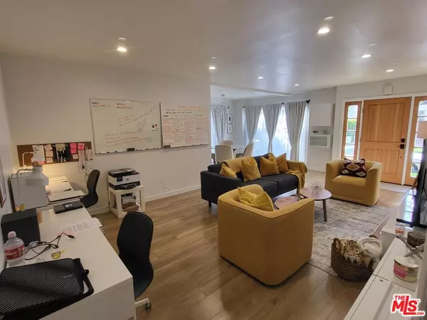 450 S REXFORD DR #1, Beverly Hills, CA 90212