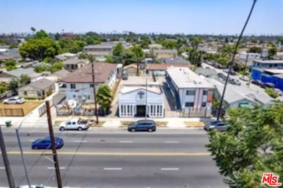 7918 S Main St, Los Angeles, CA 90003