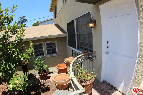 Los Angeles, CA 90024,1606 Glendon Ave