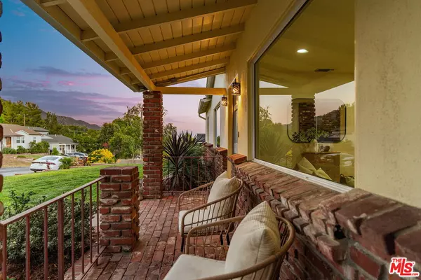 La Crescenta, CA 91214,3330 Paraiso Way