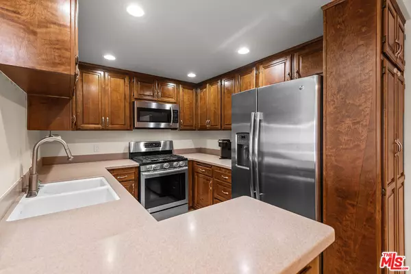 Playa Del Rey, CA 90293,8600 Tuscany Ave #423