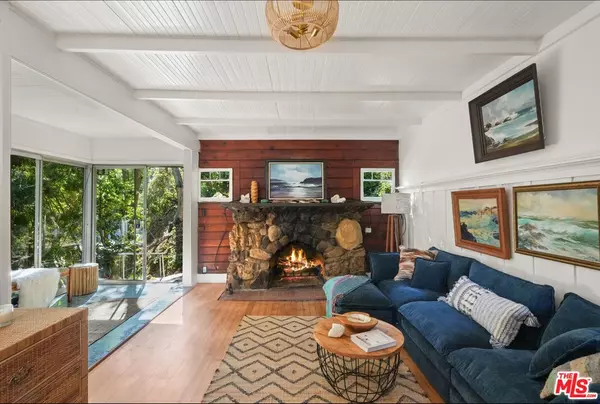 860 Old Topanga Canyon Rd, Topanga, CA 90290