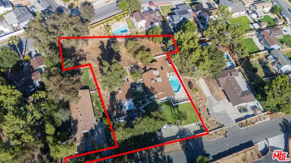 Canyon Country, CA 91387,27933 Magic Mountain Ln