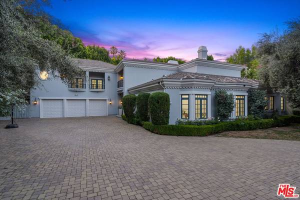 4923 Amigo Ave, Tarzana, CA 91356