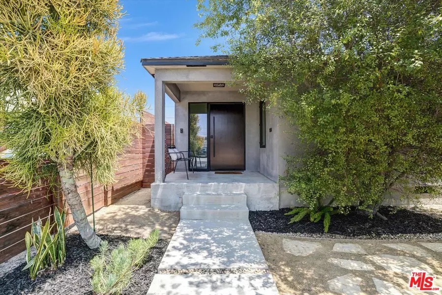 3558 S Muirfield Rd, Los Angeles, CA 90016