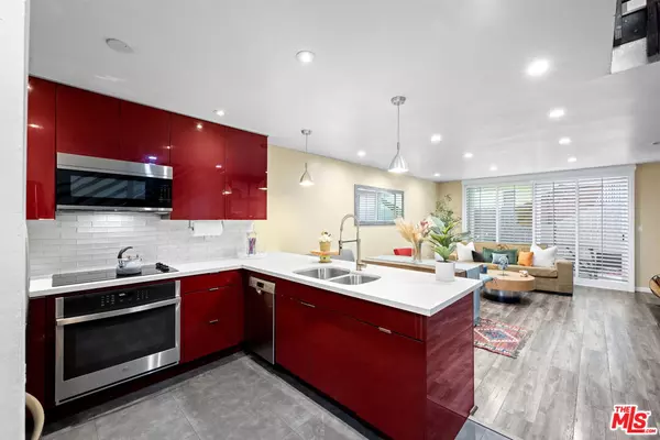 5951 Canterbury Dr #20, Culver City, CA 90230