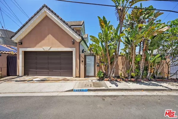 Playa Del Rey, CA 90293,229 Rees St