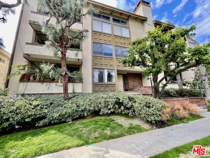 1505 Purdue Ave #202, Los Angeles, CA 90025