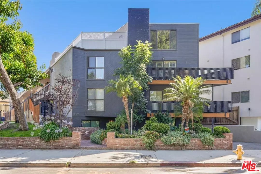 Studio City, CA 91604,12938 Valleyheart Dr #11