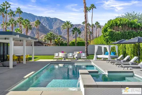 888 E El Conquistador, Palm Springs, CA 92262
