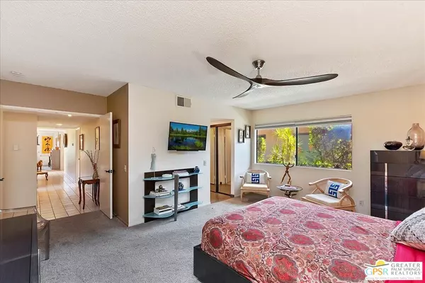 1326 N Tiffany Cir, Palm Springs, CA 92262