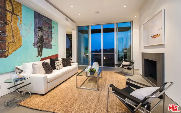 Los Angeles, CA 90069,1352 Miller Dr