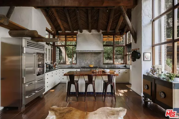 Santa Monica, CA 90402,659 E Channel Rd