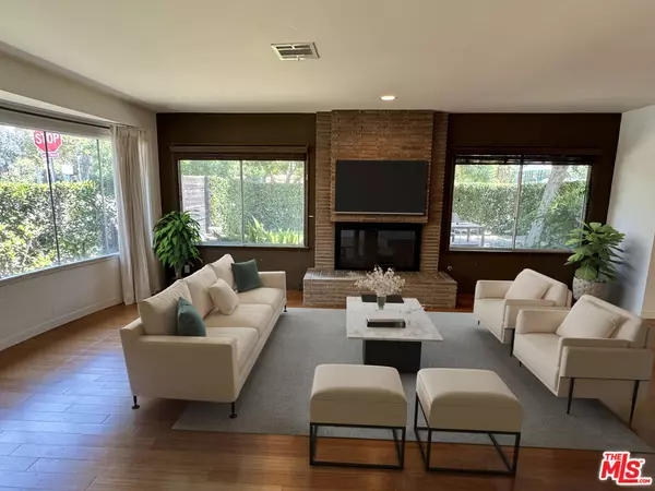 Valley Village, CA 91601,5029 Westpark Dr Dr
