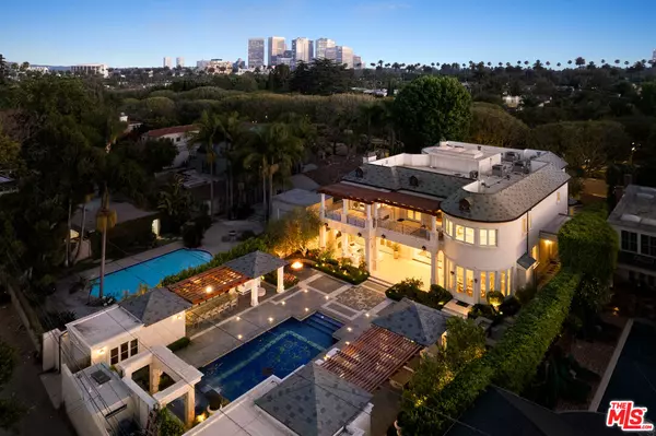 Beverly Hills, CA 90210,718 N Rodeo Dr