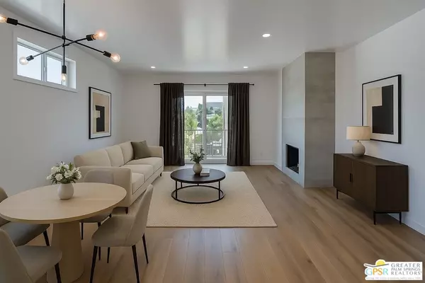 Los Angeles, CA 90038,6525 La Mirada Ave #114