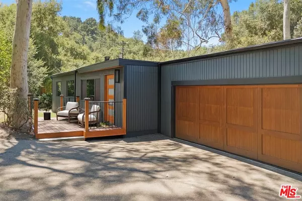 21171 Colina Dr, Topanga, CA 90290